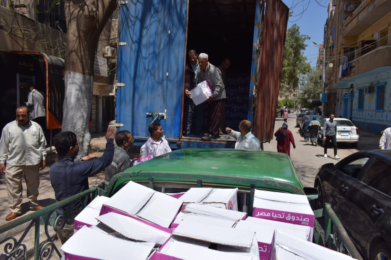 توزيع كرتونة رمضان الخير بالشرقية