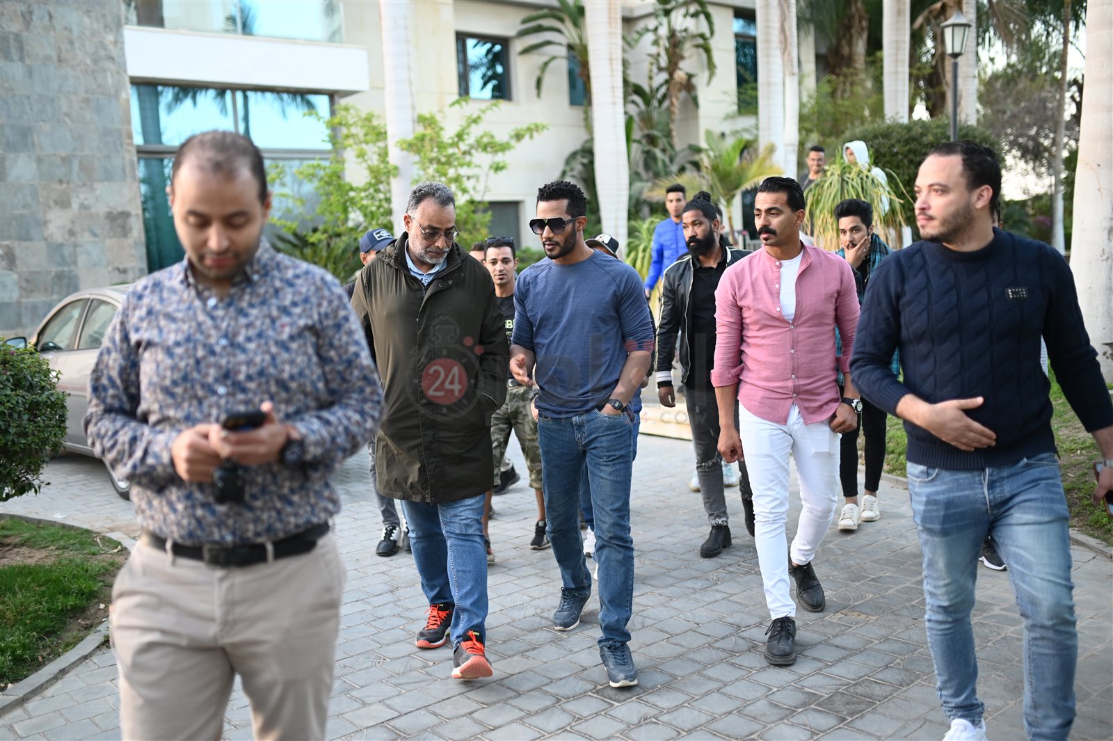 محمد رمضان في كواليس مسلسله