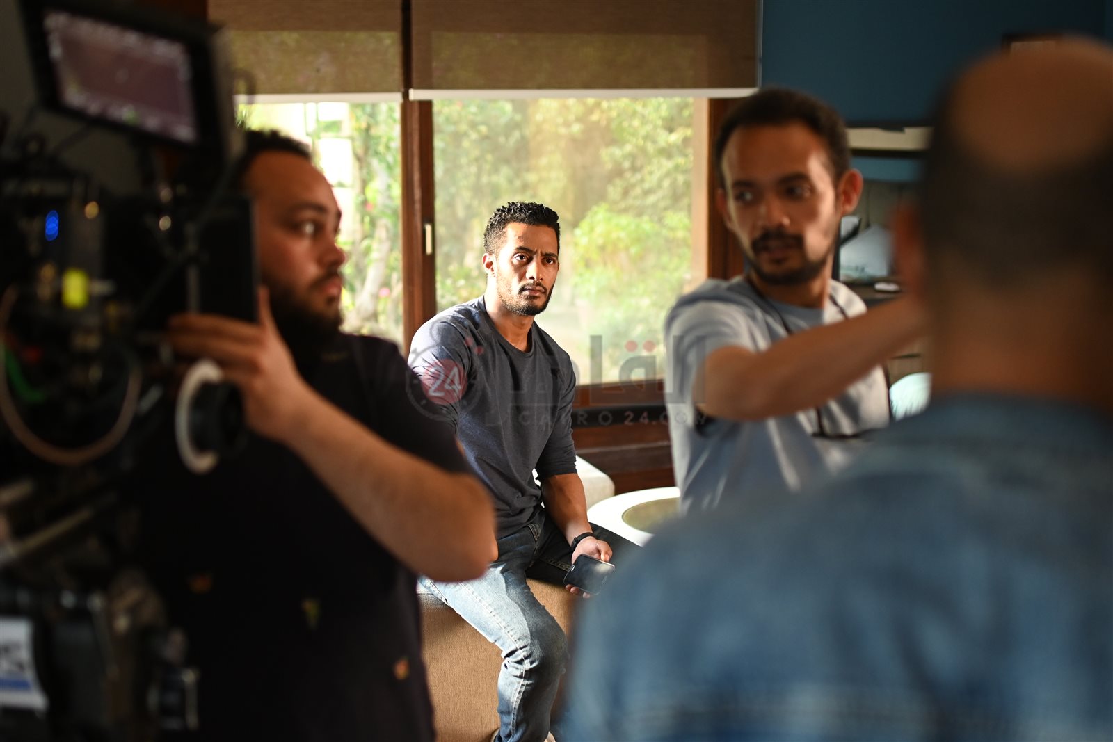 مشهد من مسلسل المشوار (2)