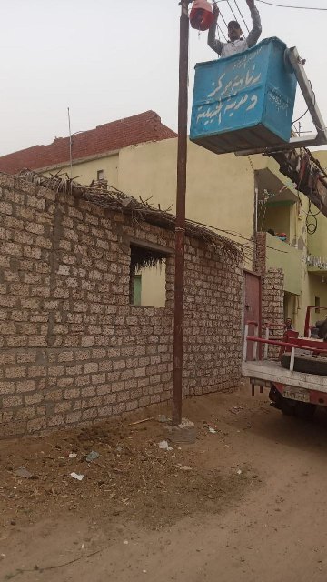 فصل التيار الكهربي عن المنازل المخالفة بالشرقية 03