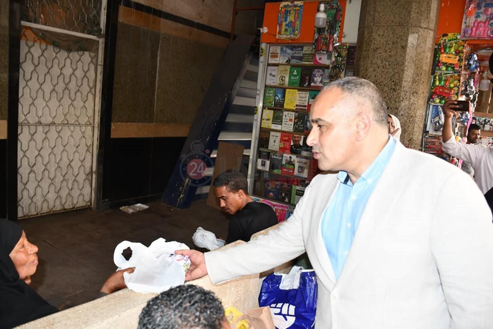 خلال توزيع الواجبات 