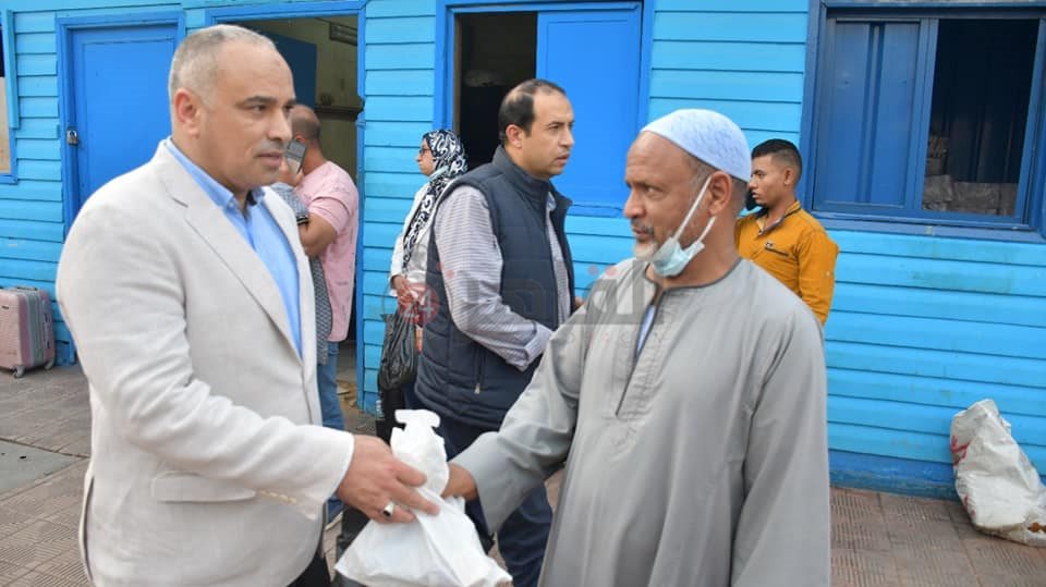 خلال توزيع الواجبات 