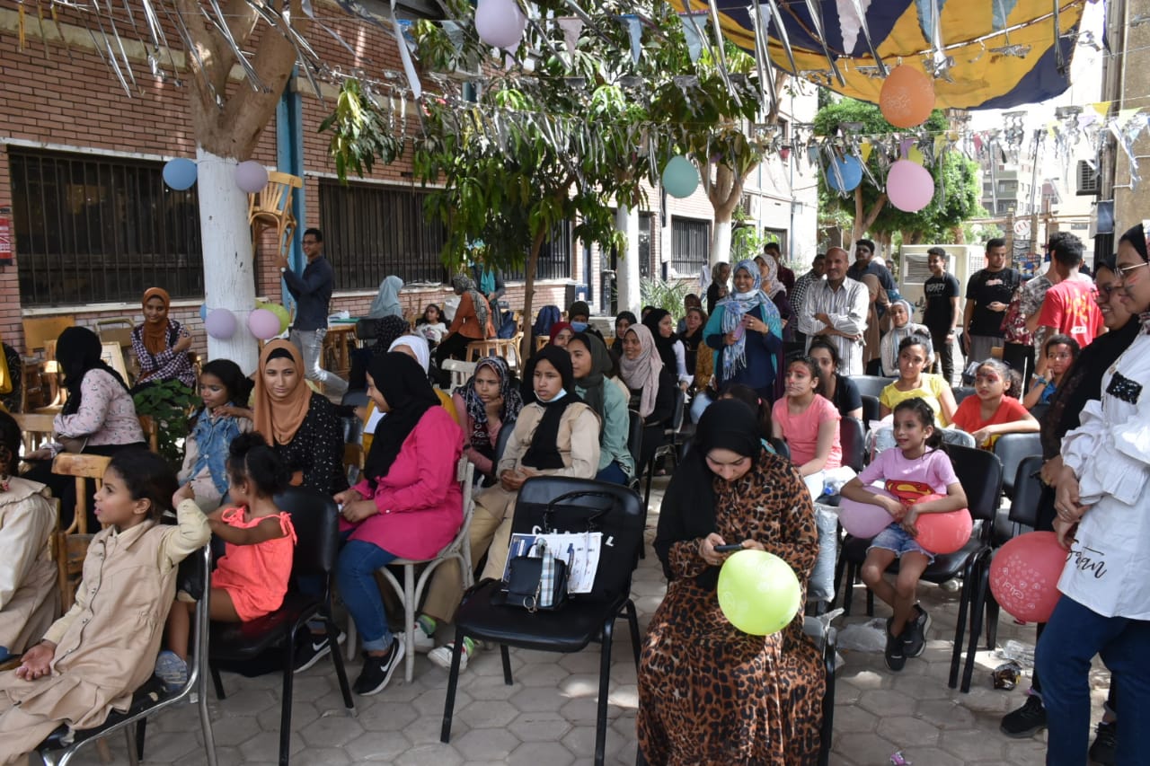 الاحتفال بيوم اليتيم