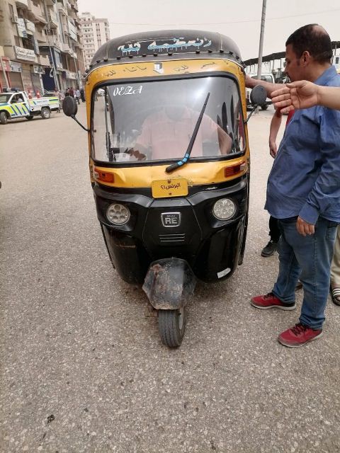 ضبط مركبات توك توك مخالفة بالشرقية