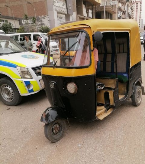 ضبط مركبات توك توك مخالفة بالشرقية