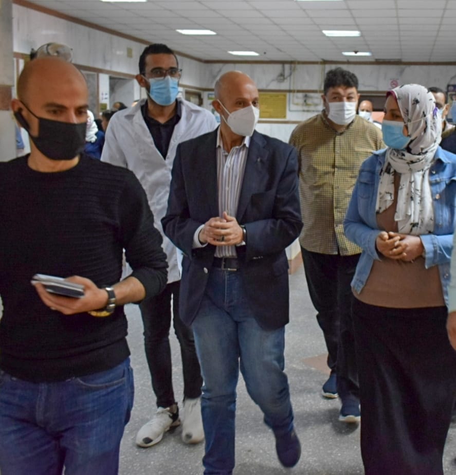 جولة وكيل وزارة الصحة للمركز الطبي والمستشفى المركزي في الحسينية 05