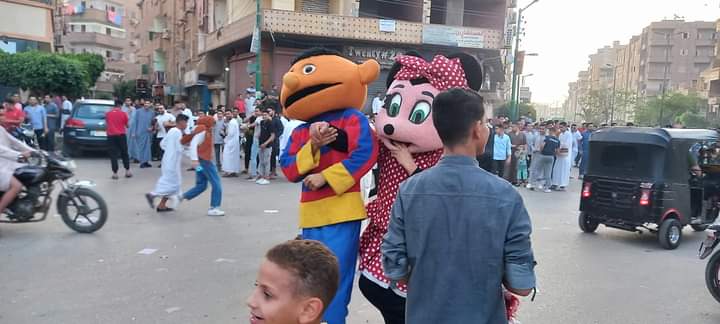 ميكي ماوس بشوارع أسيوط