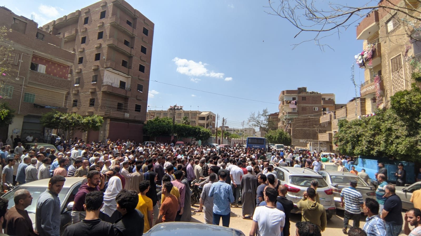 تشييع جنازة طلاب حادث ترعة المنوفية