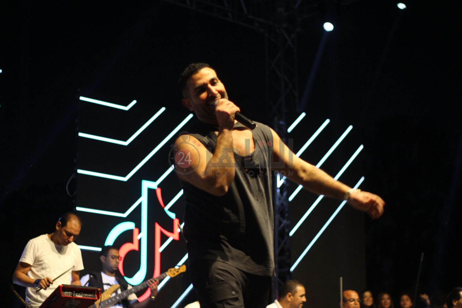 حفل أحمد سعد في مدينة نصر (7)