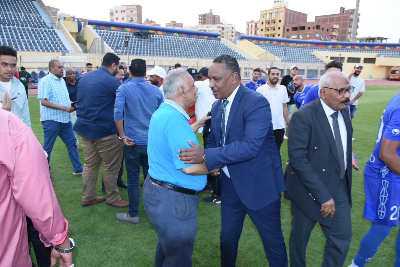 احتفال أسوان بالصعود إلى الممتاز (6)