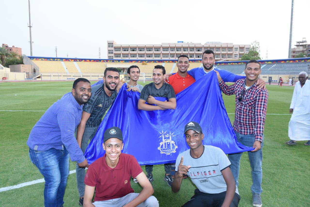 احتفال أسوان بالصعود إلى الممتاز (17)