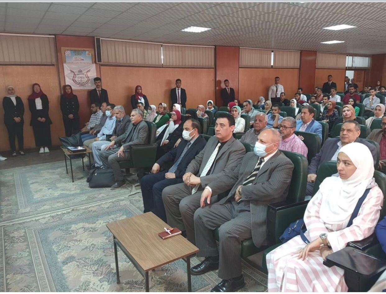 فعاليات المؤتمر العلمي الطلابي بكلية العلوم 03