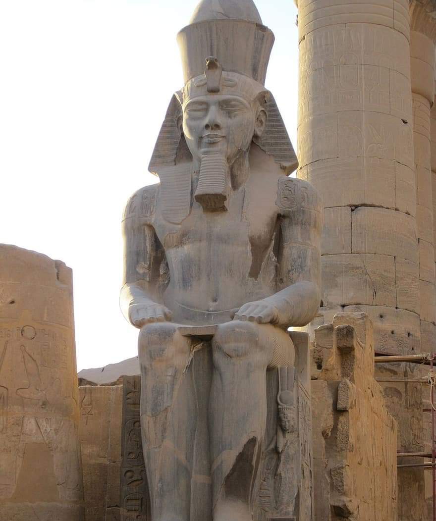 الصورة المتداولة لرمسيس الثاني وهو نائم 