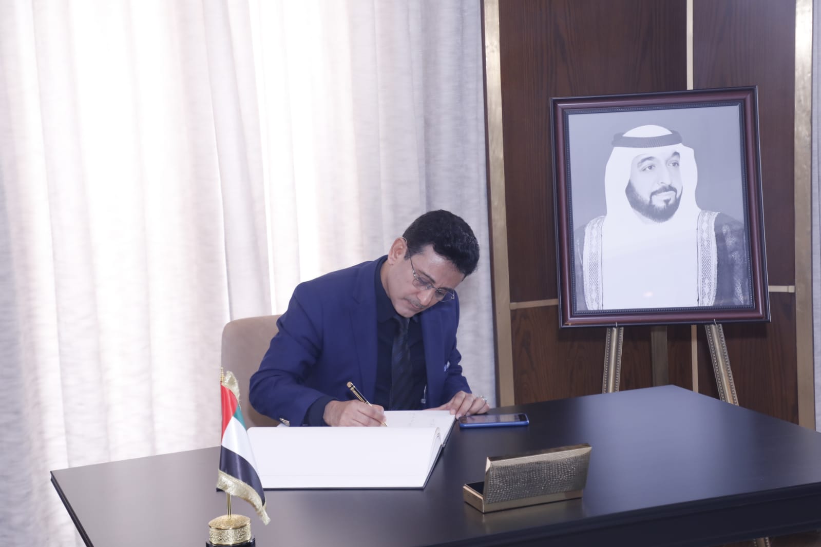 ef1b7542-1a0b-47a7-9edc-a05f68d66351