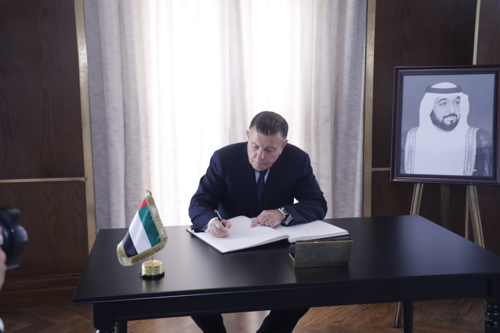 عزاء الشيخ خليفة بن زايد 88