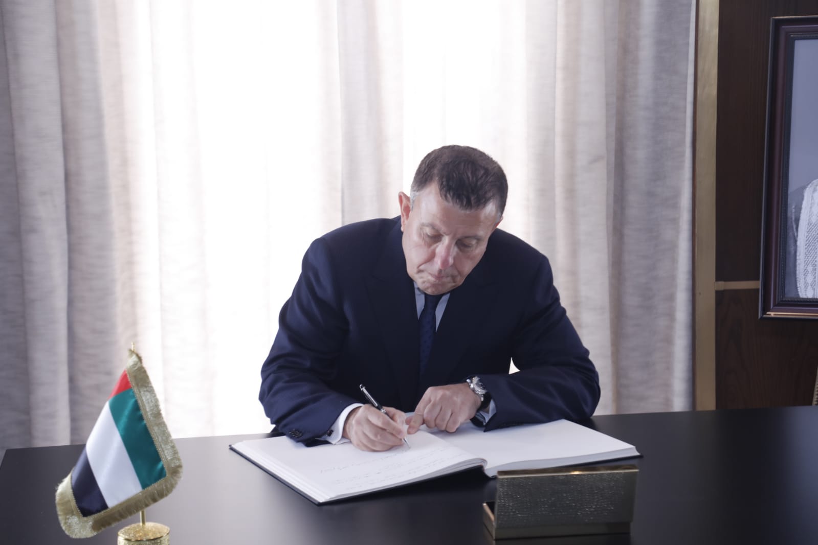 عزاء الشيخ خليفة بن زايد 77