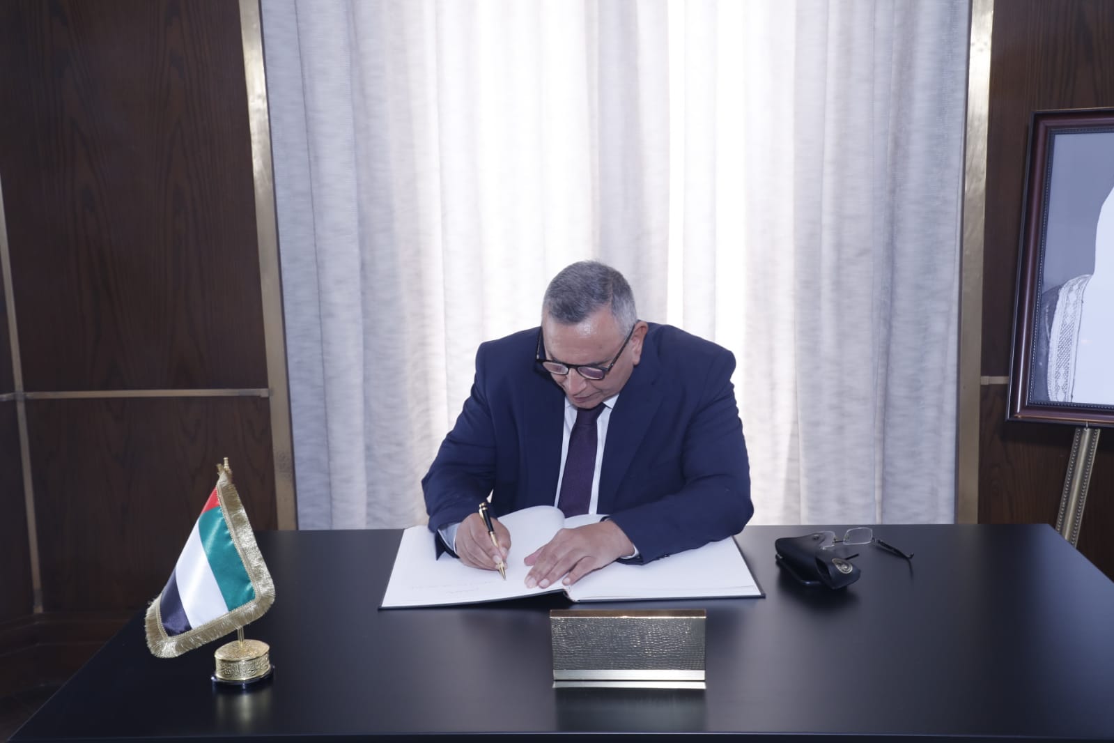 عزاء الشيخ خليفة بن زايد 2