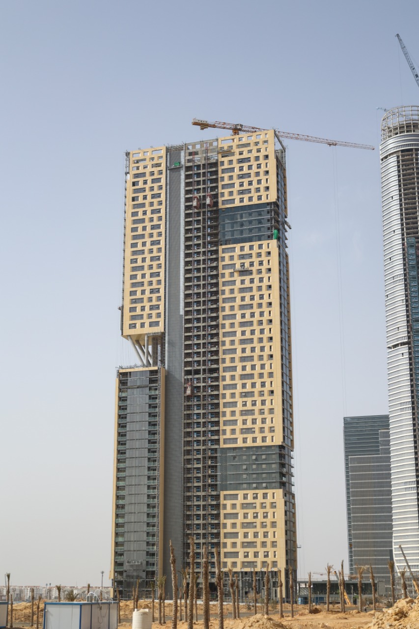 C69AF973-38A7-4BDF-BF83-7AC1E11F1F45