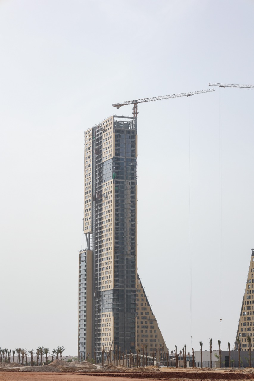 73E7CBB8-1440-4F68-AC0E-8625D49ED11C