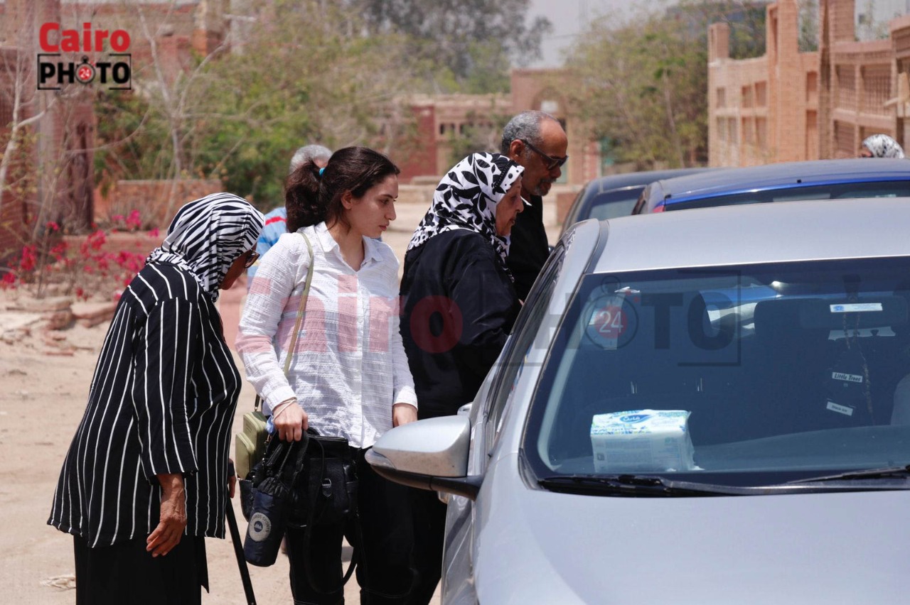 أسرة سمير غانم (8)