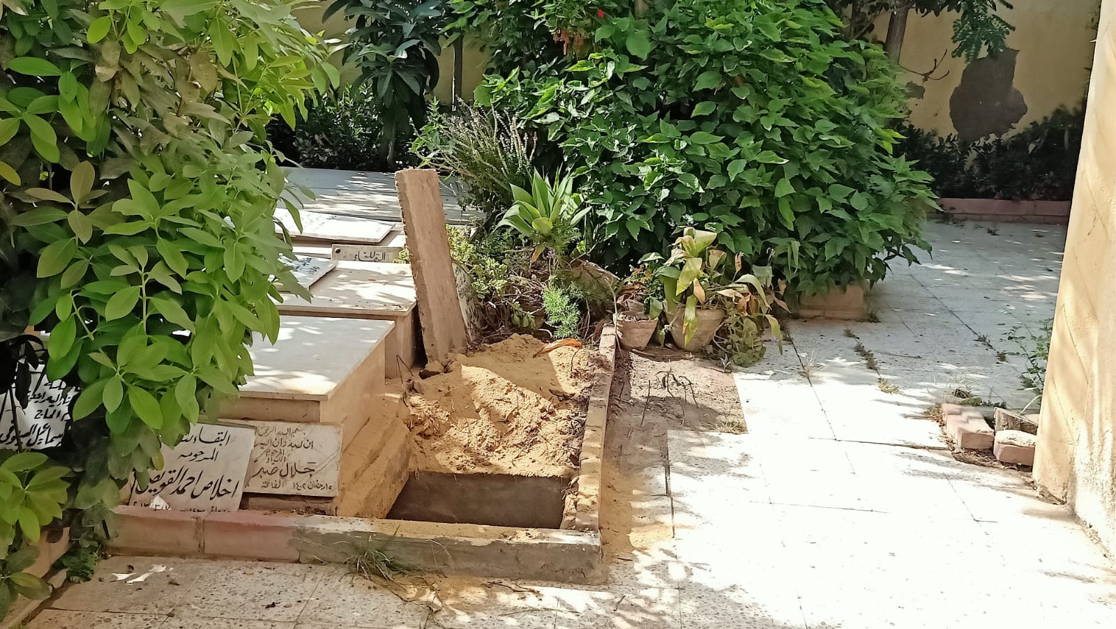 مقبرة أسرة الفنان سمير صبري 