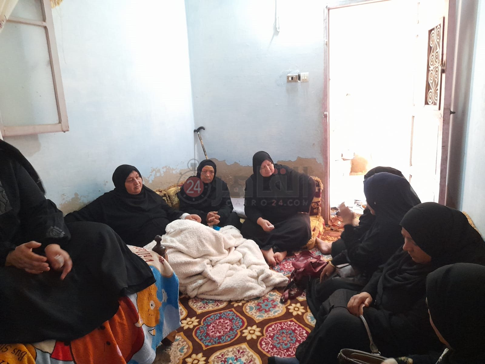 شقيقات الأب يبكون وفاته وزوجته وأطفاله بالشرقية 02