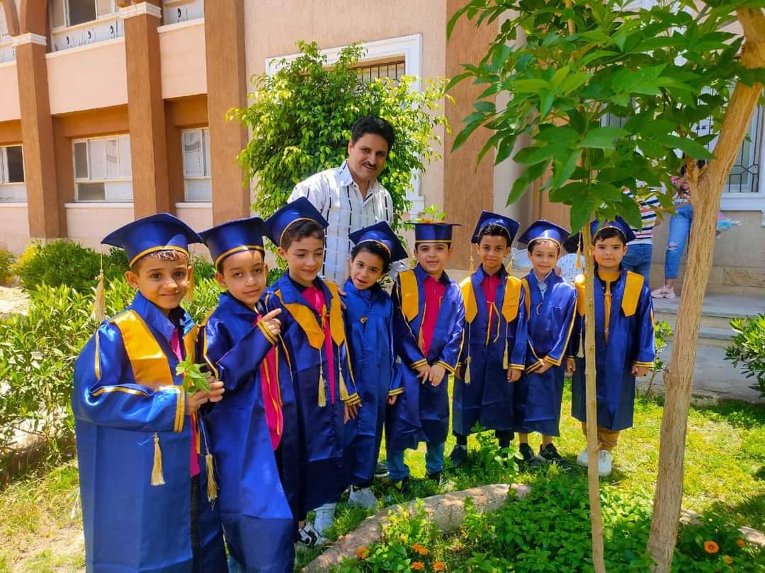 احتفالية تصعيد تلاميذ مدرسة النجاح الرسمية 2