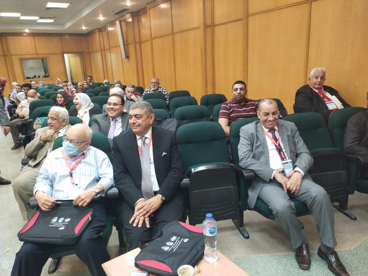 المؤتمر الثالث لطب وجراحة الطواريء بالزقازيق 04