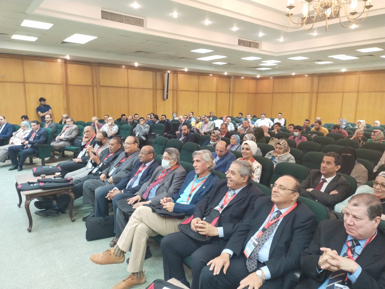 المؤتمر الثالث لطب وجراحة الطواريء بالزقازيق 06