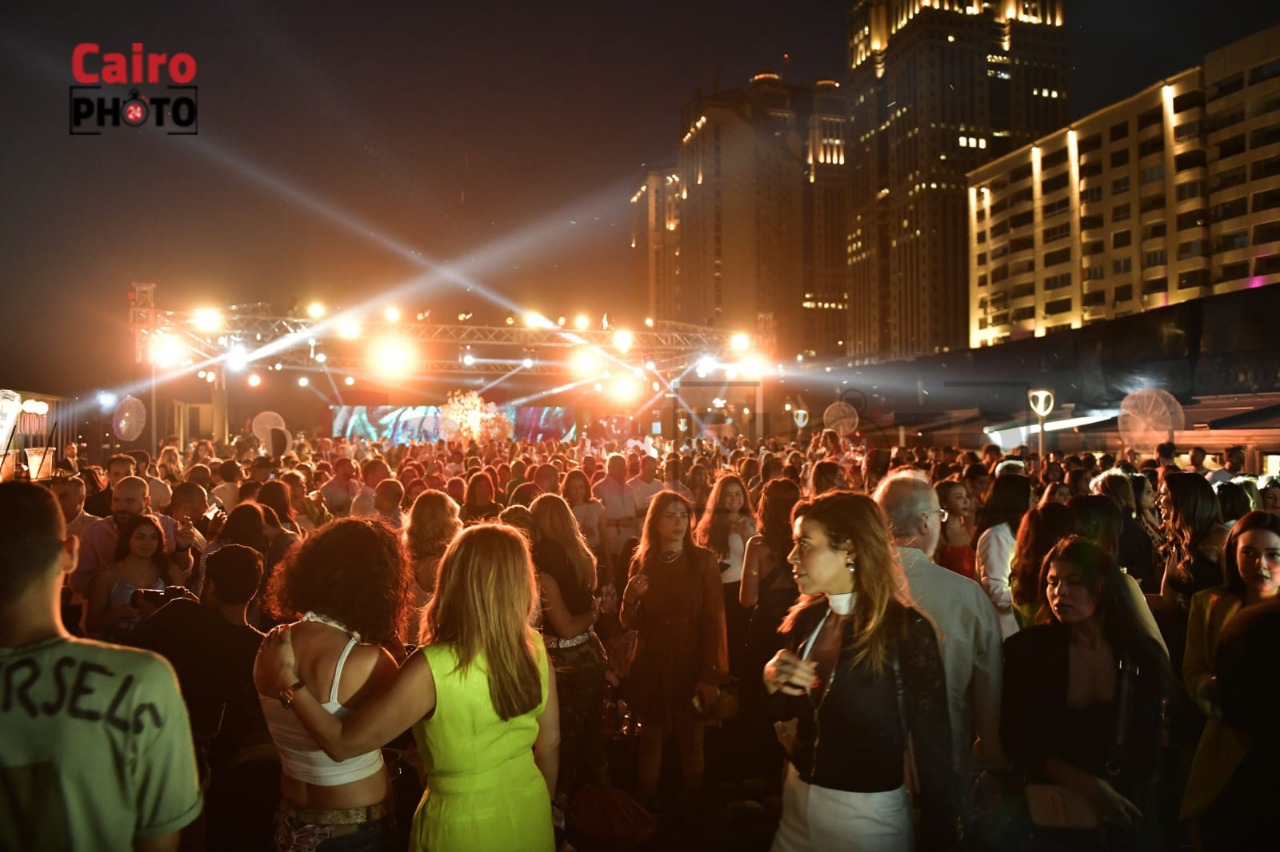 نجوم الفن والإعلام بسهرة ممشى مصر (13)