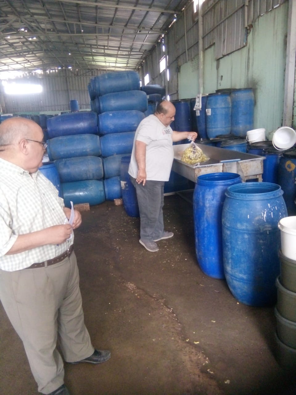 حملة على المنشآت الغذائية بالشرقية 04