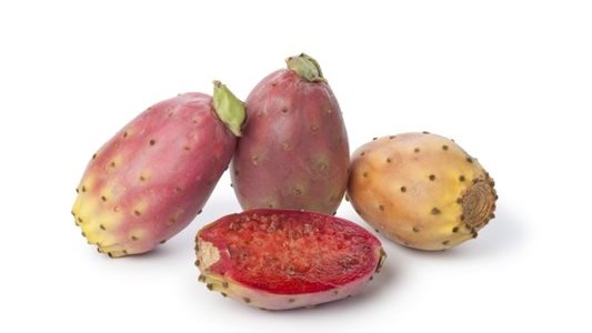 طريقة عمل عصير التين الشوكي بالحليب والنعناع