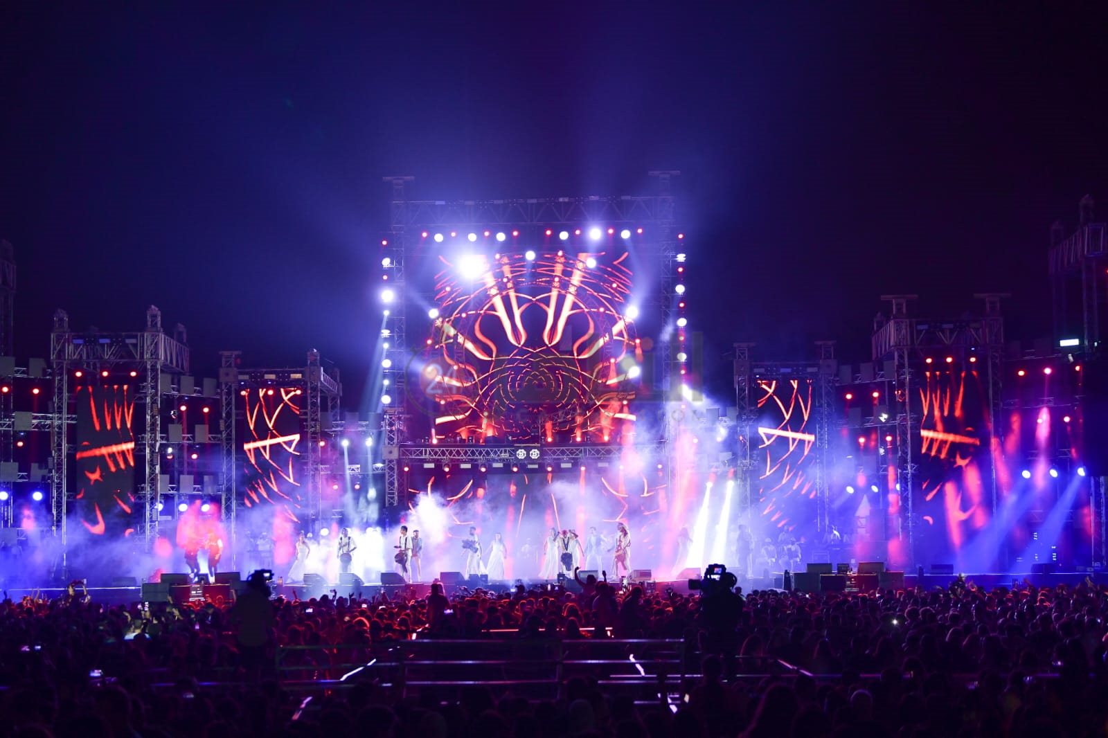 حفل تامر حسني (9)