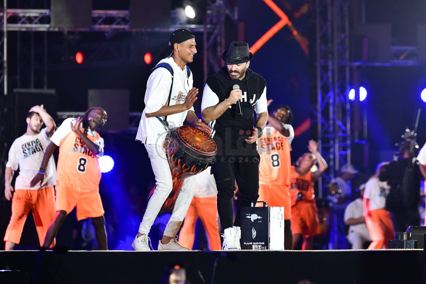 حفل تامر حسني (10)