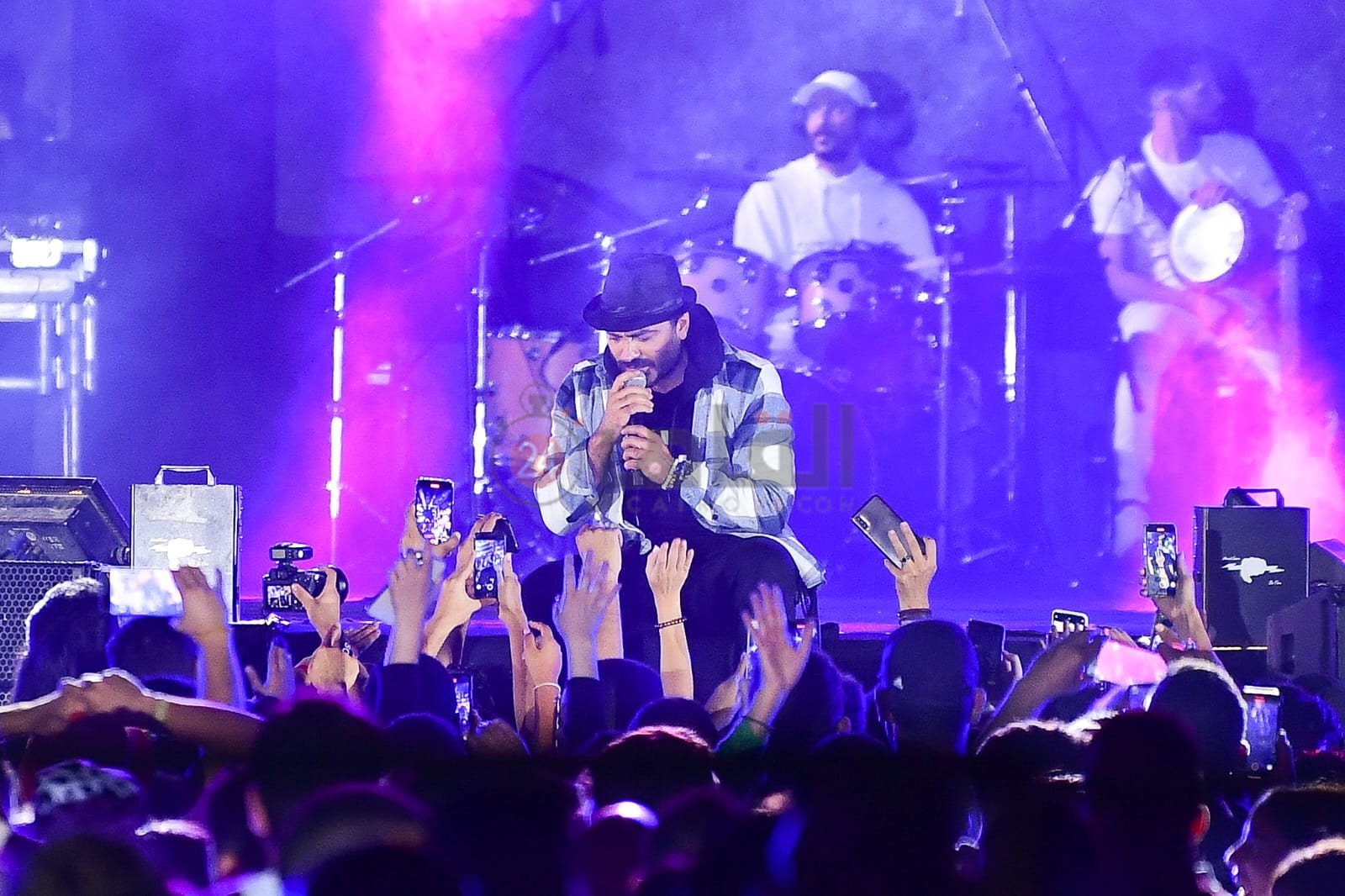 حفل تامر حسني (12)