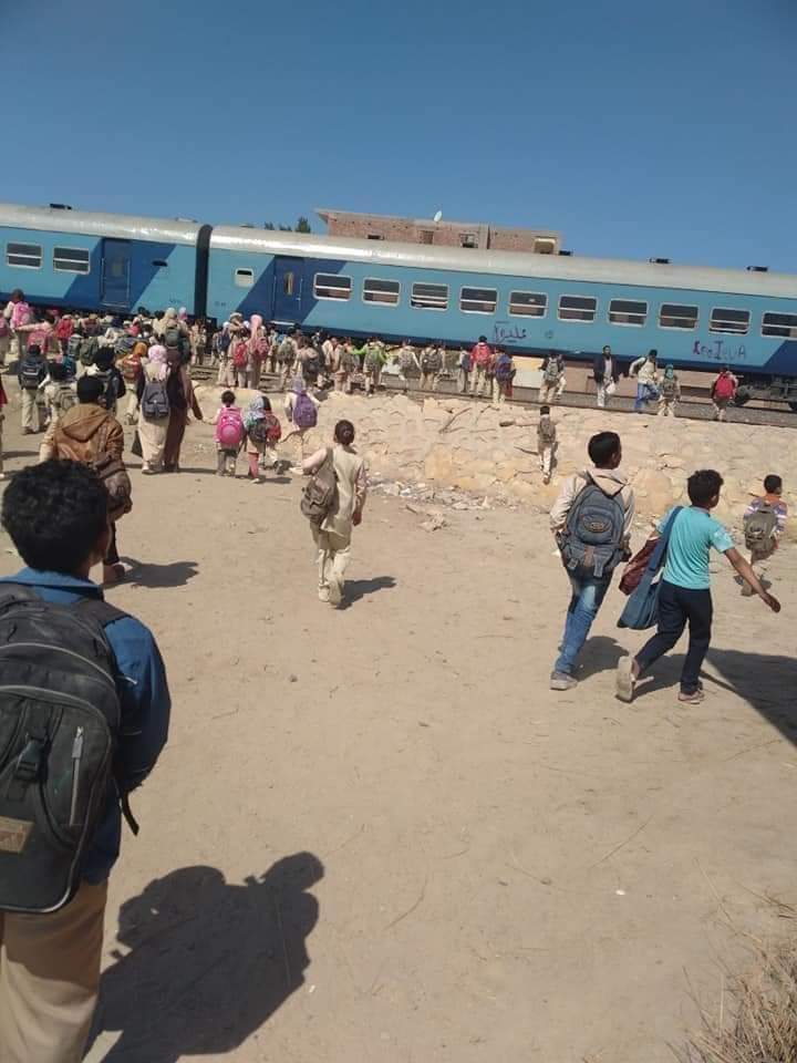 مصرع طالبة أسفل عجلات القطار