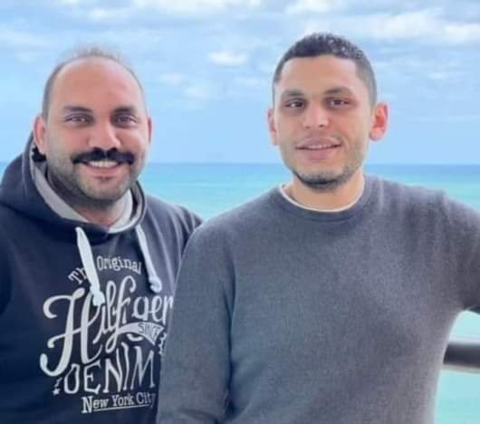 الطبيبين المتوفين في حادث طريق الجلالة