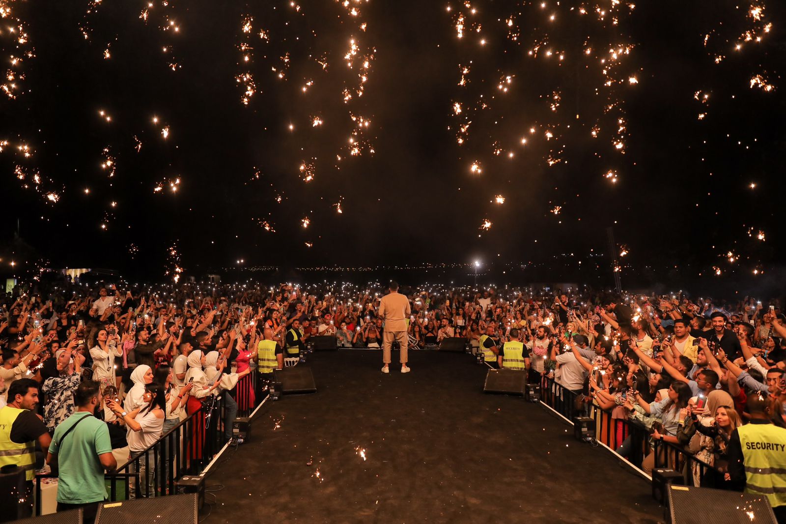 حفل حماقي في الأردن (11)