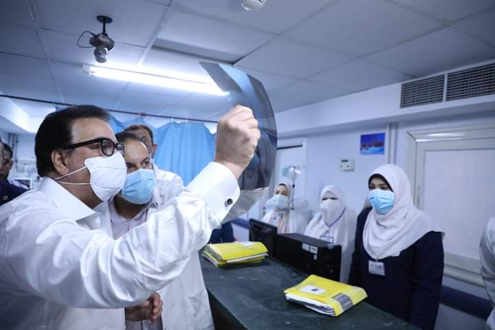وزير الصحة يزور مستشفى العامرية بغرب الإسكندرية 