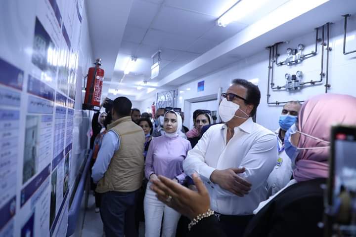 وزير الصحة يزور مستشفى العامرية بغرب الإسكندرية 