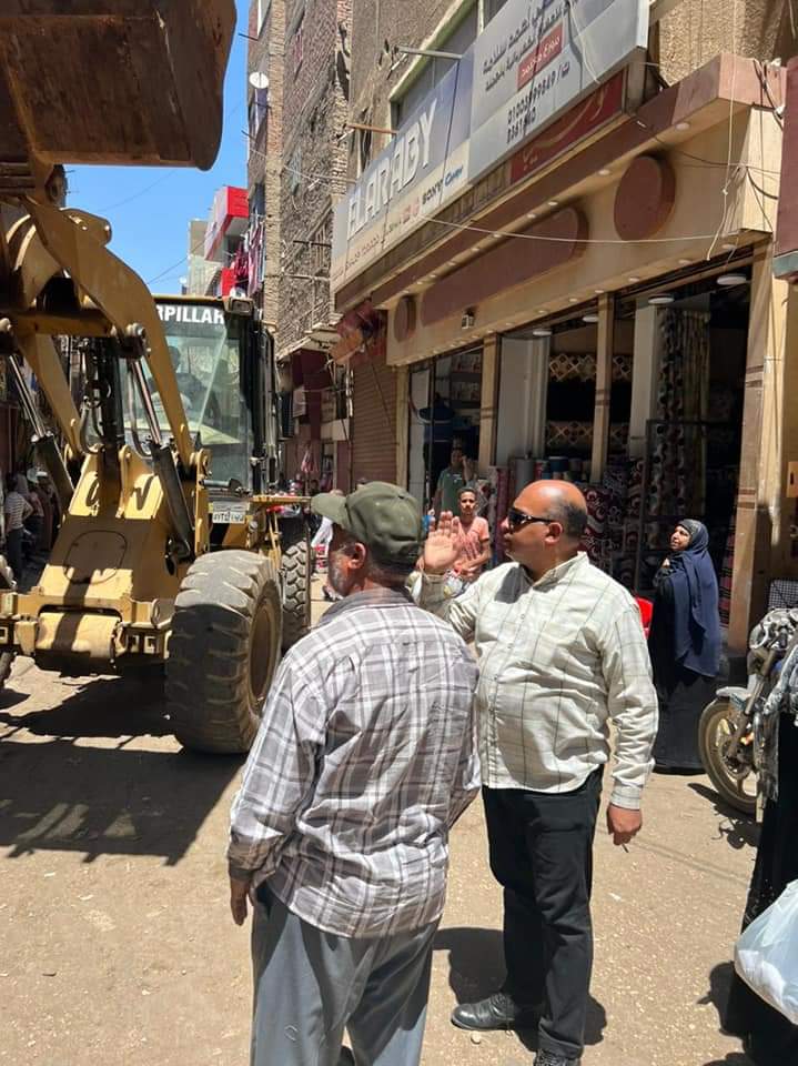 حملة مكبرة بشارع بورسعيد القيسارية بأسيوط 