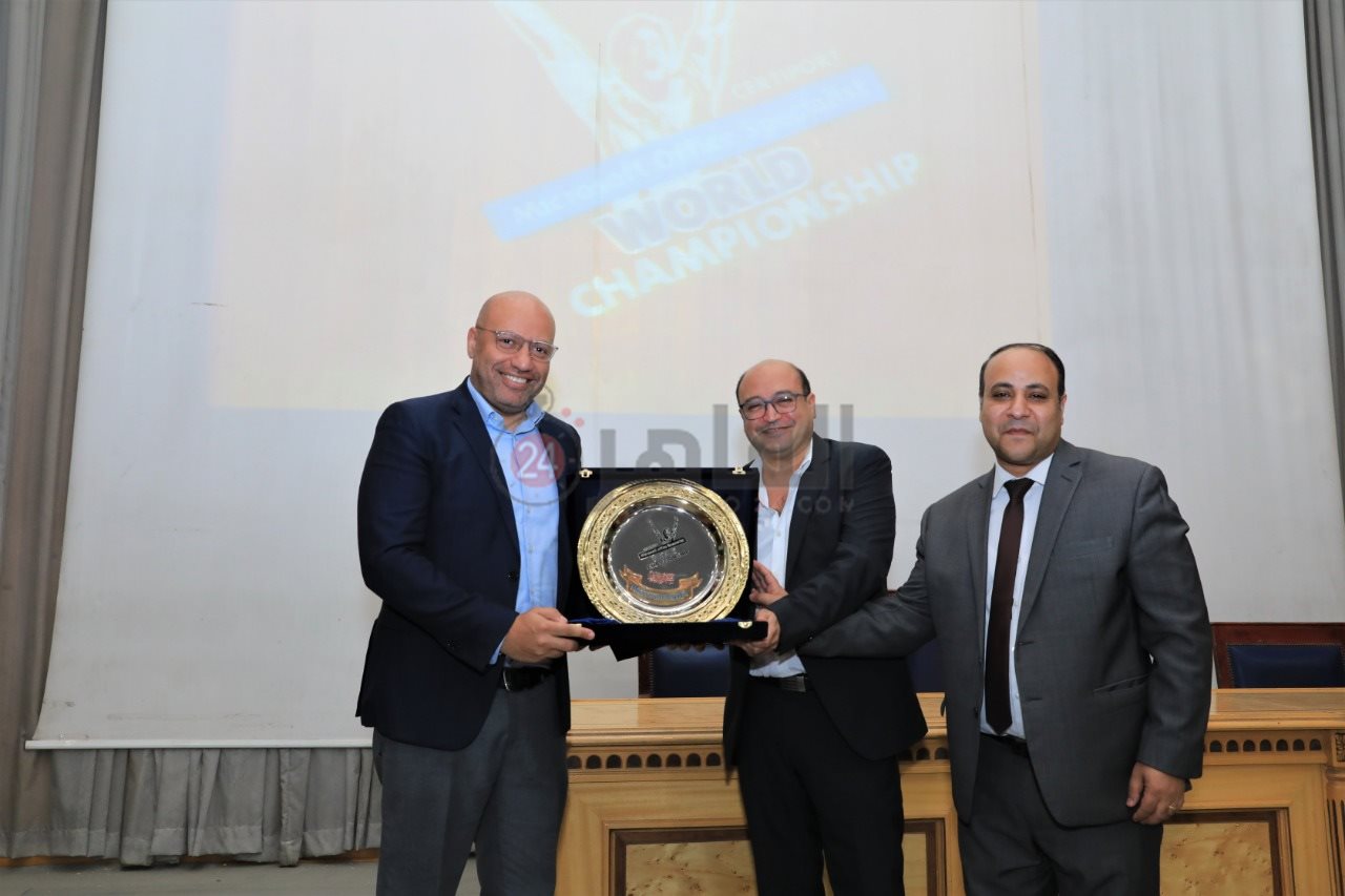 التعليم تكرم الفائزين بمسابقة مايكروسوفت (7)