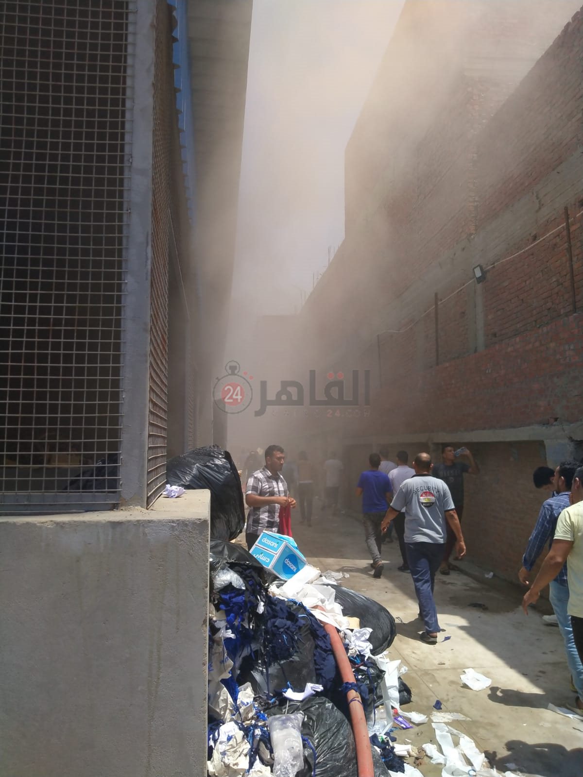 حريق مصنع منسوجات بالشرقية 02