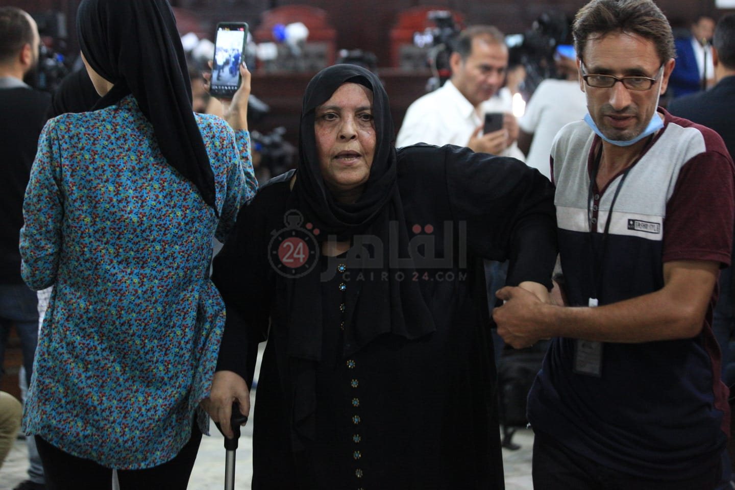 وصول جدة الطالبة نيرة ضحية جامعة المنصورة 