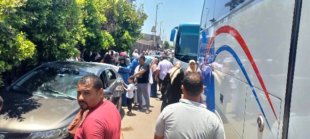 انطلاق قافلة حجاج الجمعيات الأهلية بالشرقية 2