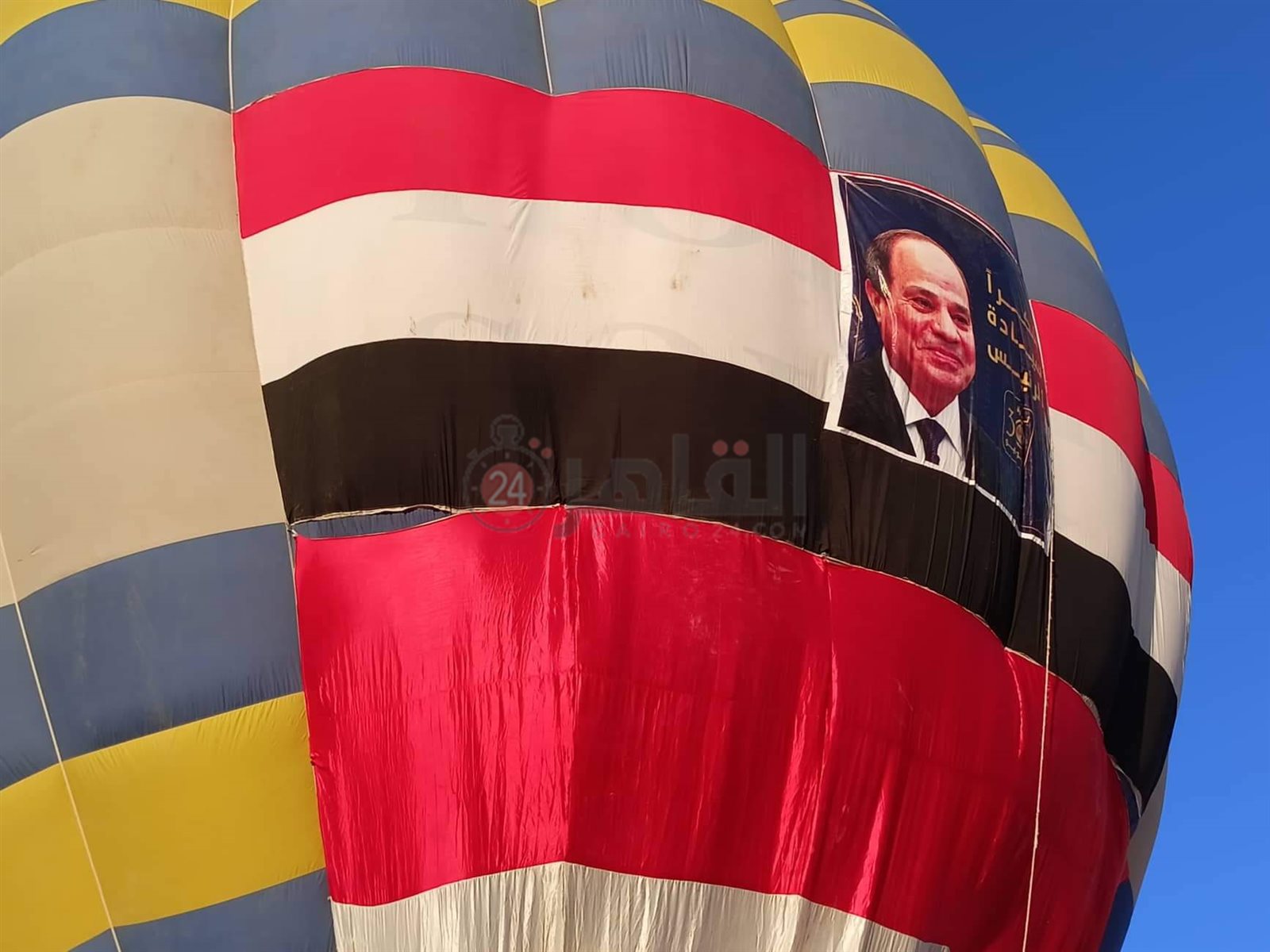 البالون الطائر بالأقصر