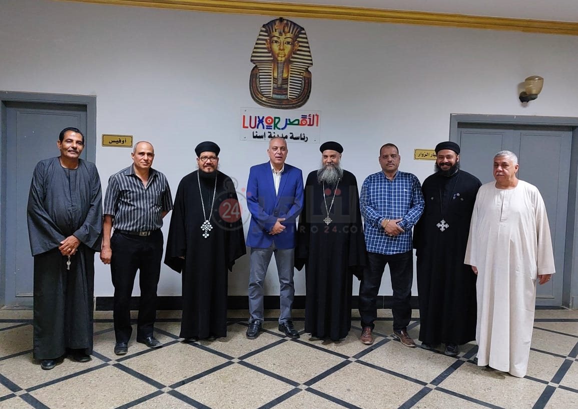 زيارة وفد الكنسية 