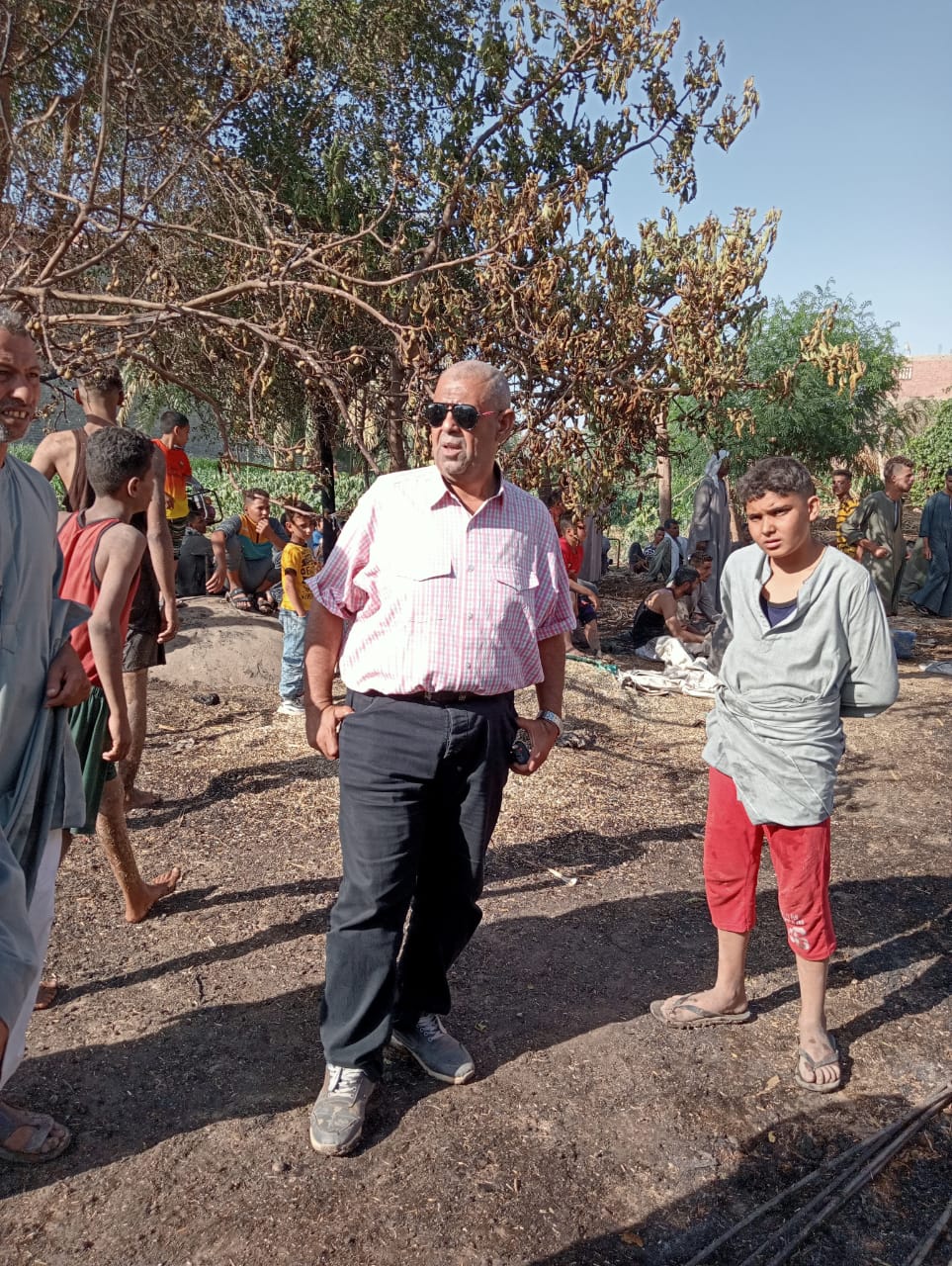 اندلاع حريق في عدد من المنازل بديروط