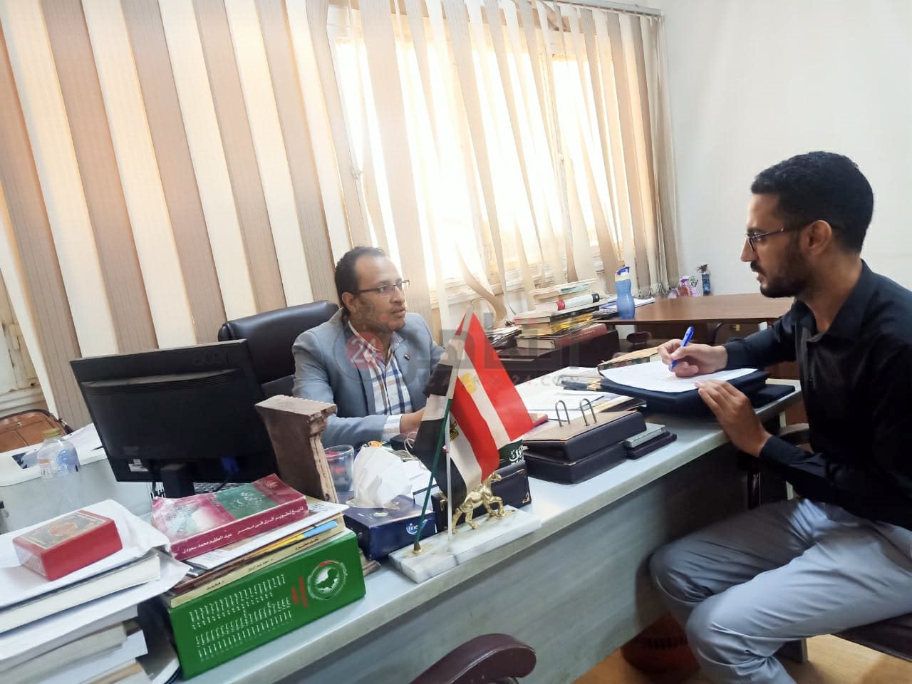 الدكتور أحمد عبدالحميد النمر ومحرر القاهرة 24 (2)