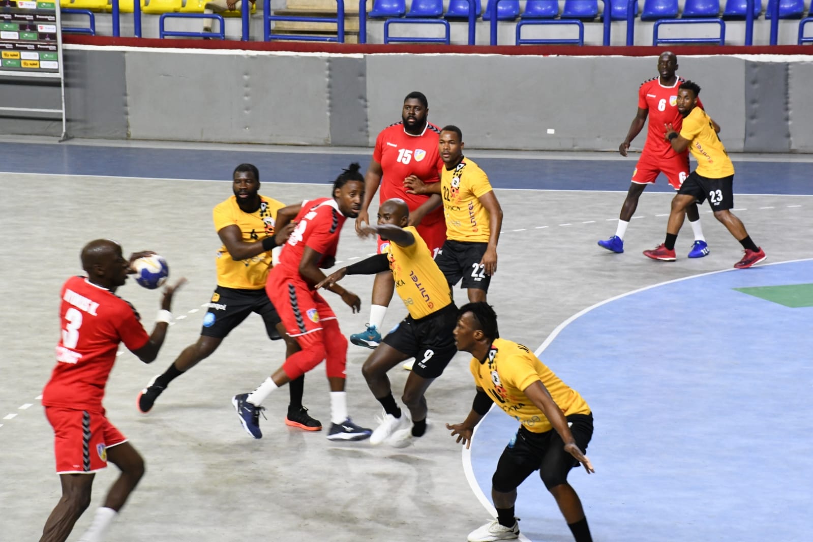 أنجولا والكونغو الديمقراطية (10)